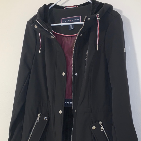 ❌ SOLD ❌ Tommy Hilfiger Hooded Anorak Raincoat - Picture 2 of 7
